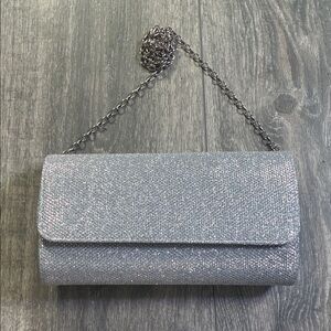 Elegant Silver Chain Clutch